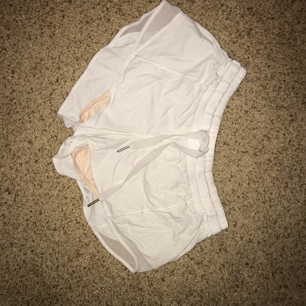 White Lululemon Hotty Toddy Shorts